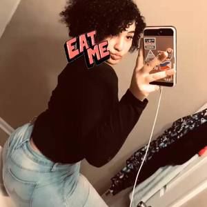 Meet your Posher, Kaitlyn